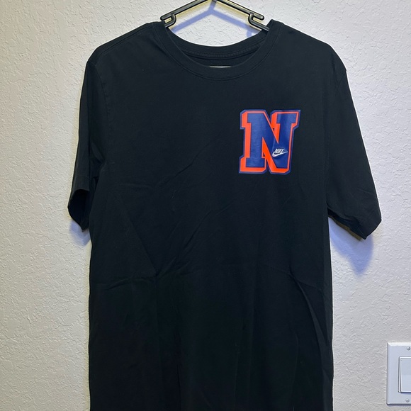 Nike Athletics 1972 Short-Sleeve Graphic Tee with Orange 'Nike Athletics' Back - Picture 6 of 8